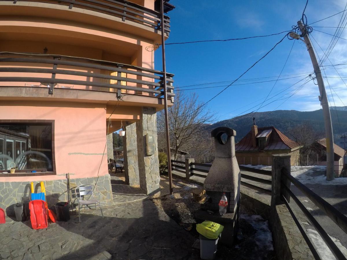 Pensiunea N.A.M Buşteni Exterior foto